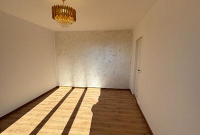 Vand apartament cu 3 camere decomandat - 2