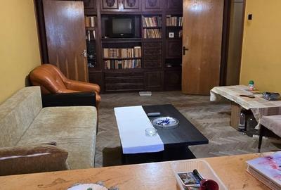 Apartament cu 2 camere semidecomandat în City Park Mall