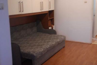 Garsonieră decomandată în Galata
