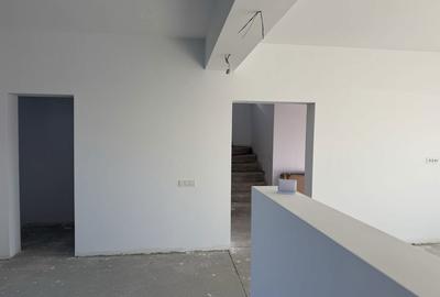 Casă cu 4 camere cu Teren 160 Mp în Bălăceanca - 2