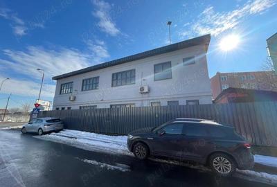 Spațiu comercial, de 400 mp, în Central