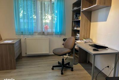 Spațiu comercial, de 42 mp, în Central - 3