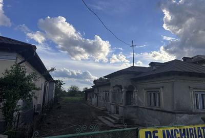 Casă cu 4 camere cu Teren 1000 Mp în Brezoaele - 2