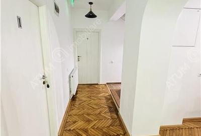 Pensiune cu 6 camere curte de 139 mp zona Ultracentrala din Sibiu - 23