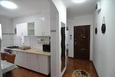 Apartament 3 camere decomandat,mobilat,utilat, etaj intermediar  Astra -Berzei - 4