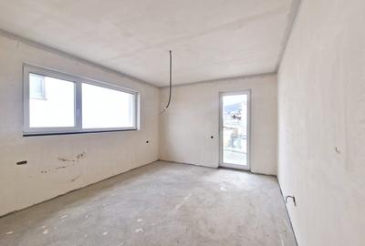 Duplex cu 4 camere cu Canalizare în Central - 5
