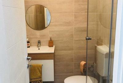 Apartament cu 3 camere decomandat în Titan - 3