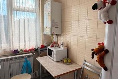 Apartament cu 2 camere semidecomandat în Micro 20 - 2
