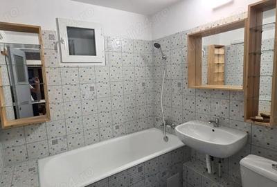 Apartament cu 3 camere decomandat în Tei - 7