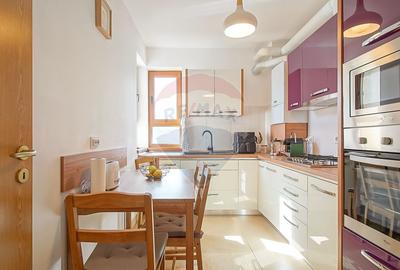 Apartament cu 3 camere decomandat, mobilat în Tractorul - 6