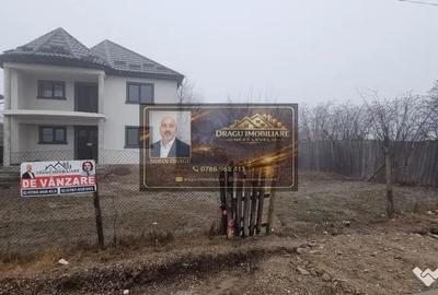 Casă cu 5 camere cu Teren 504 Mp în Sud - 3
