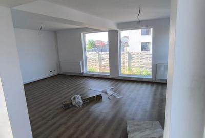 Casă cu 4 camere în Central - 4