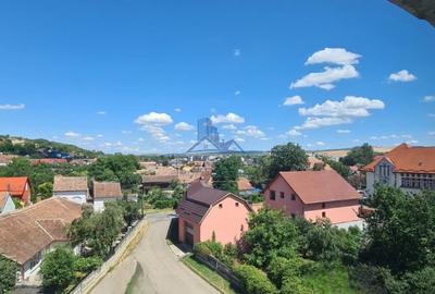 Apartament cu 2 camere semidecomandat în Târnăveni