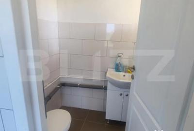 Casă cu 1 camere cu Teren 3000 Mp în Central