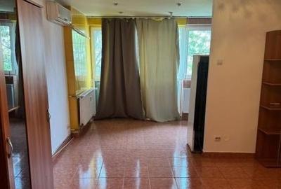 Garsoniera Basarabia - 1