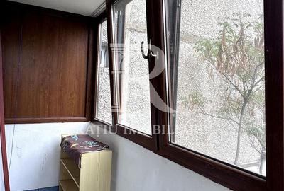 Apartament cu 3 camere decomandat în Cantemir - 13