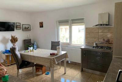 Casă cu 6 camere cu Teren 800 Mp în Agigea - 8