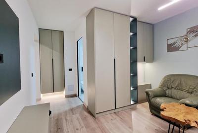 Garsonieră decomandată, mobilată în 1 Mai - 2