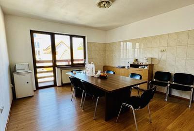 Spațiu comercial, de 140 mp, în Central