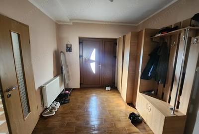 Vand vila in zona Ciarda Rosie , aproape de Calea Buziasului - 19