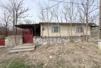 Casă individuală cu 4 camere cu Canalizare în Nistorești - 2