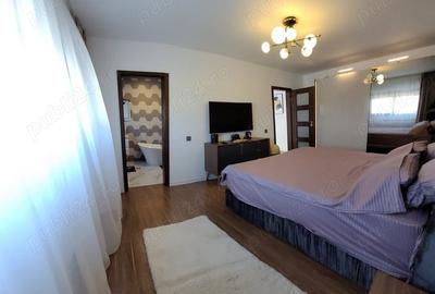 Apartament cu 3 camere decomandat în Central - 11
