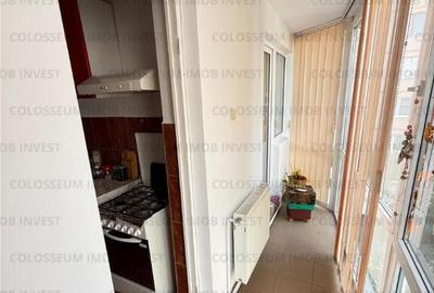 Apartament cu 3 camere, decomandat - zona Astra. - 11