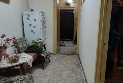 PF vand ap 3 camere zona Garii - 4