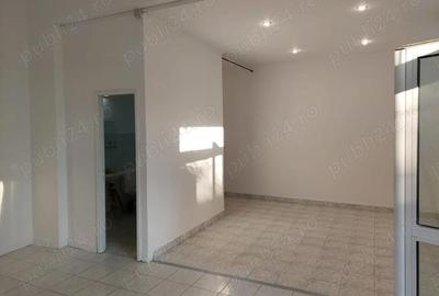 Spațiu comercial, de 35 mp, în Republicii - 3