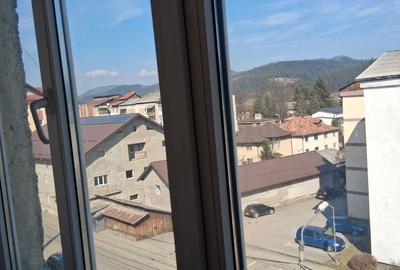Garsonieră decomandată în Central - 7