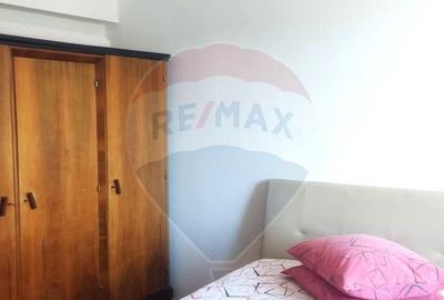 Apartament de inchiriat cu doua camere decomandate zona B... - 9