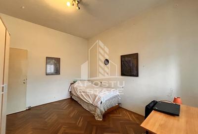 Apartament cu 4 camere decomandat în Central - 7