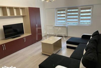 Apartament cu 3 camere semidecomandat, mobilat în 13 Septembrie - 9