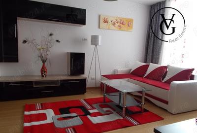 Apartament cu 2 camere decomandat, mobilat în Central