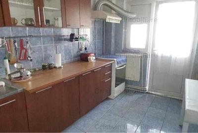Apartament cu 3 camere semidecomandat în Gării - 4