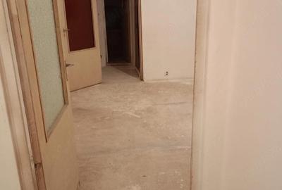 Apartament cu 2 camere nedecomandat în Central - 1