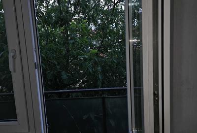 Apartament cu 3 camere semidecomandat în Central - 2