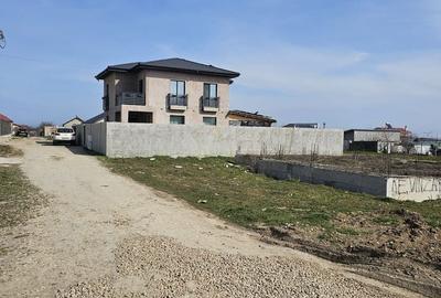 Spațiu comercial, în Lazu - 5