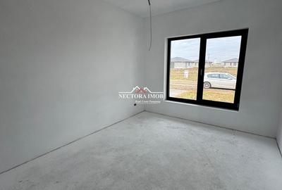 Casă cu 4 camere cu Teren 553 Mp în Sântandrei - 12