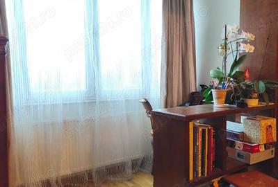 Apartament cu 2 camere decomandat în Progresul - 13