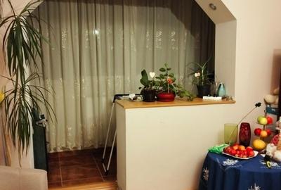 Apartament cu 2 camere decomandat în Craiter