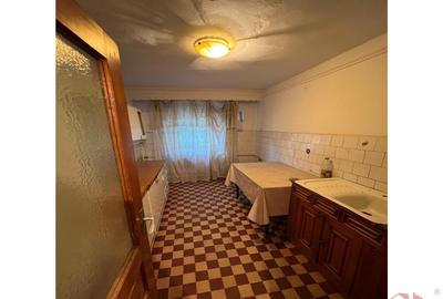 Apartament 4 camere, etaj 2/4, 86mp utili, zona Liceu Unirea - 2