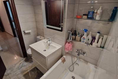 Apartament cu 3 camere decomandat, mobilat în Baba Novac - 9