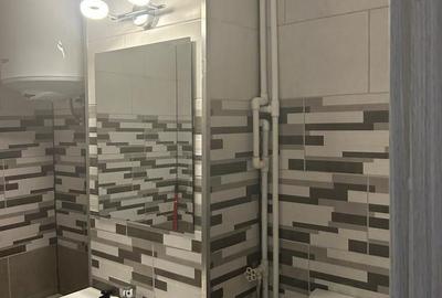 Garsonieră decomandată în Micro 20