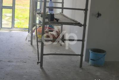 Casă cu 3 camere cu Teren 500 Mp în Albota - 1