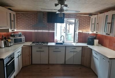 Vand casa familiala - 1