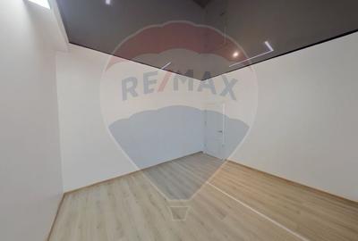 Birou, de 145 mp, în Central - 10