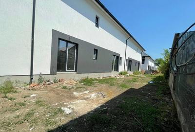 Apartament 2 camere|Finisaje la alegere|curte+2locuri parcare - 8