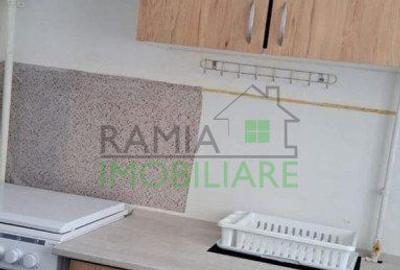 Apartament cu 3 camere, mobilat în Florilor - 12