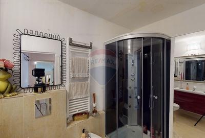 Casă individuală cu 12 camere cu Teren 180 Mp în Unirii - 10